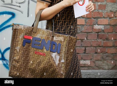 fendi vestito marrone|fendi borse donna.